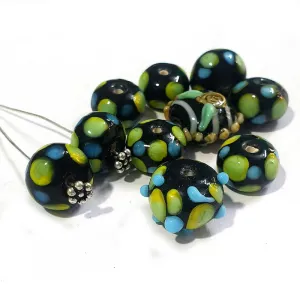 10 Pcs Black base on green decoration Lampwork artisan beads