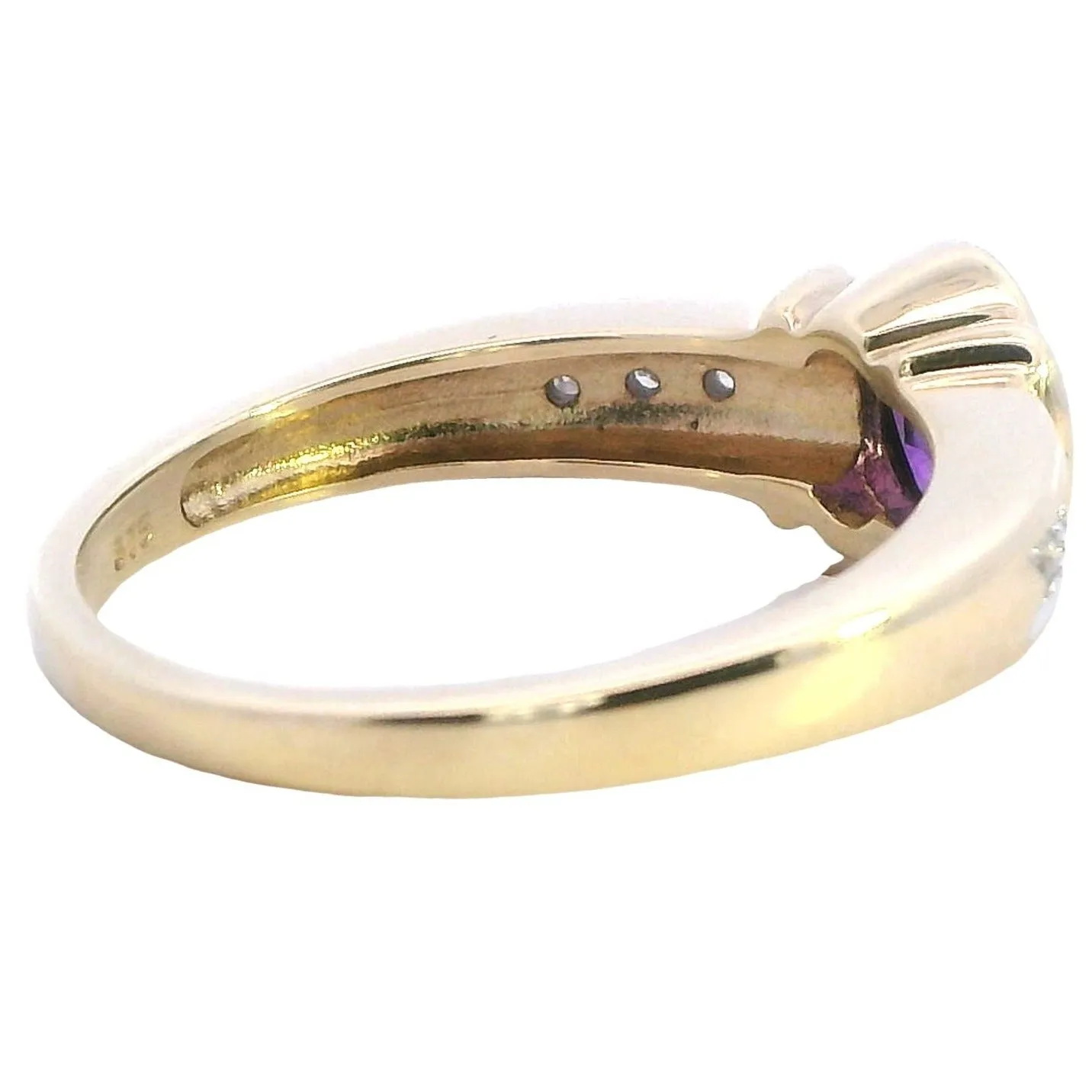 Exquisite 9ct Yellow Gold Amethyst & Diamond Ring - Sustainability & Elegance