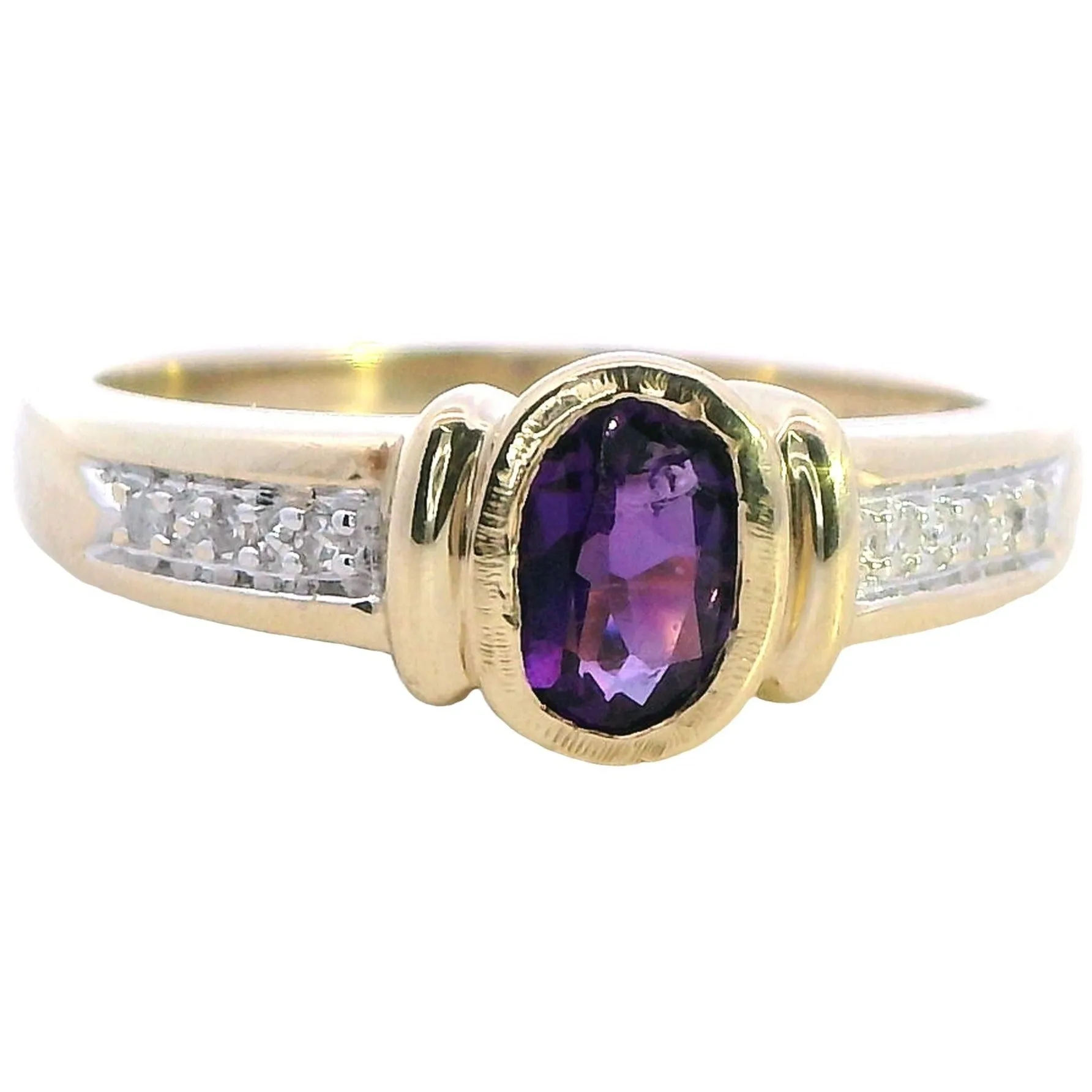 Exquisite 9ct Yellow Gold Amethyst & Diamond Ring - Sustainability & Elegance