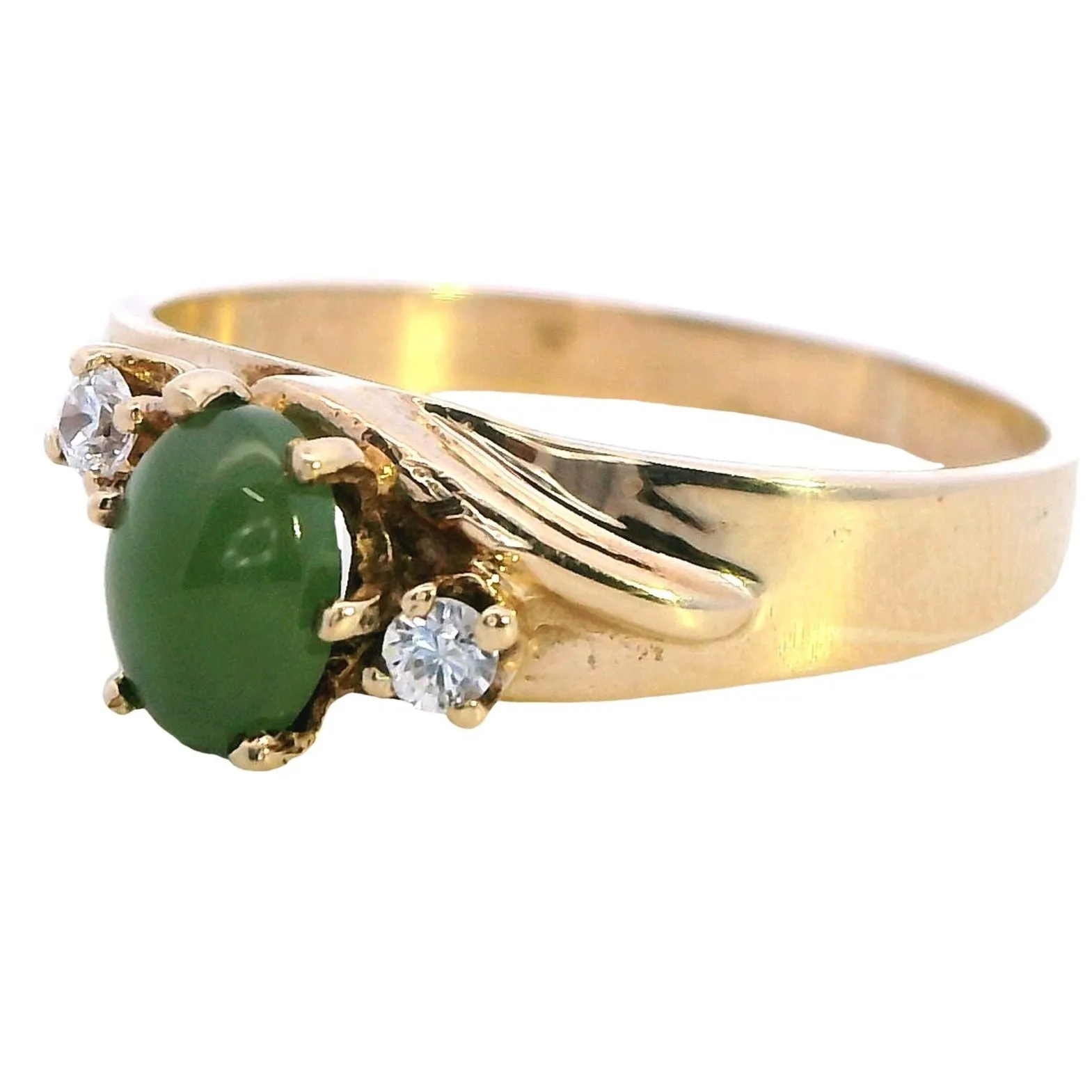 Exquisite 9ct Yellow Gold Nephrite Jade & Cubic Zirconia Ring