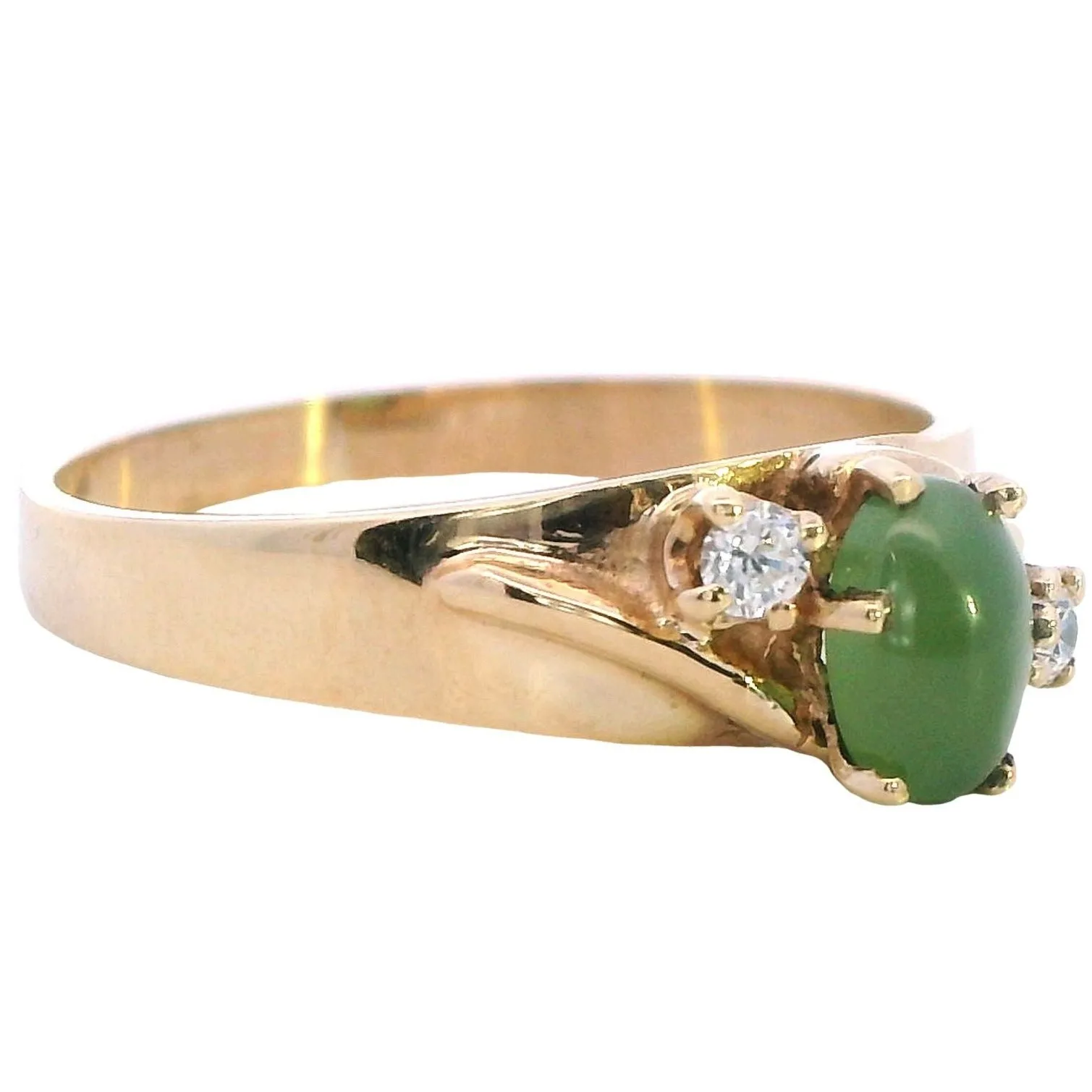 Exquisite 9ct Yellow Gold Nephrite Jade & Cubic Zirconia Ring