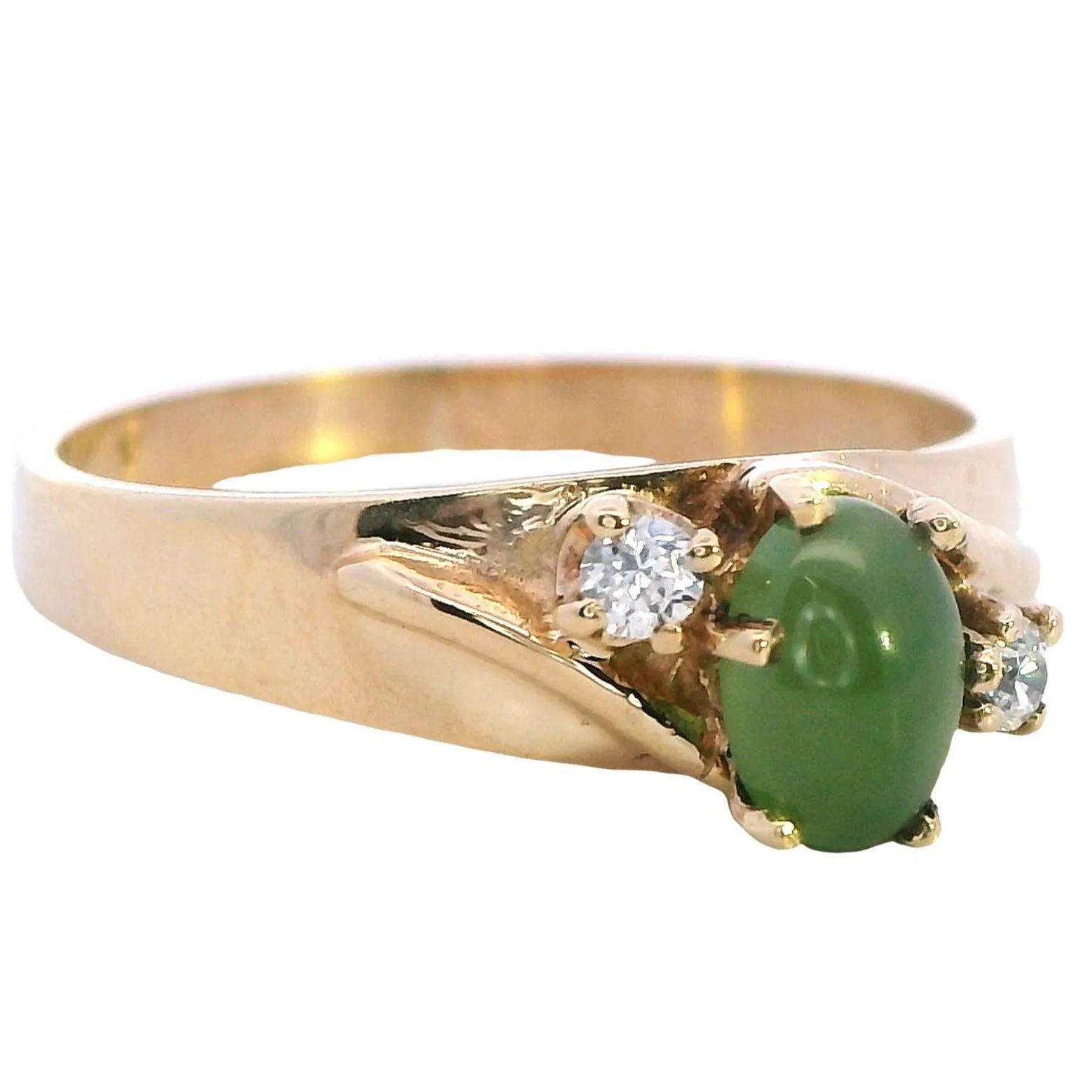 Exquisite 9ct Yellow Gold Nephrite Jade & Cubic Zirconia Ring