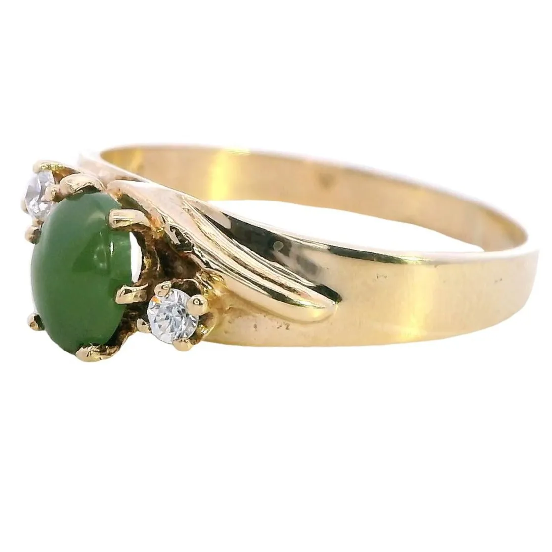 Exquisite 9ct Yellow Gold Nephrite Jade & Cubic Zirconia Ring