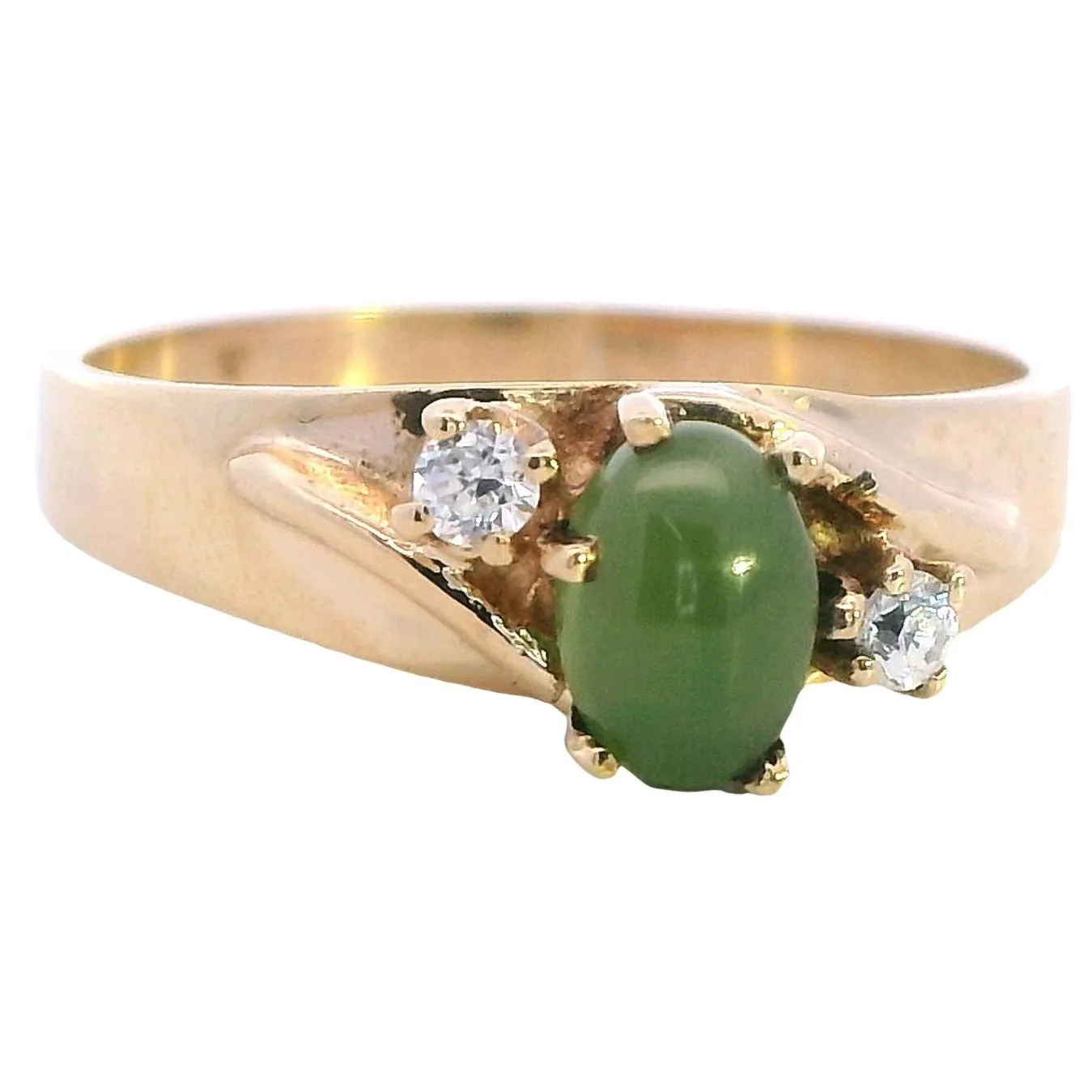 Exquisite 9ct Yellow Gold Nephrite Jade & Cubic Zirconia Ring