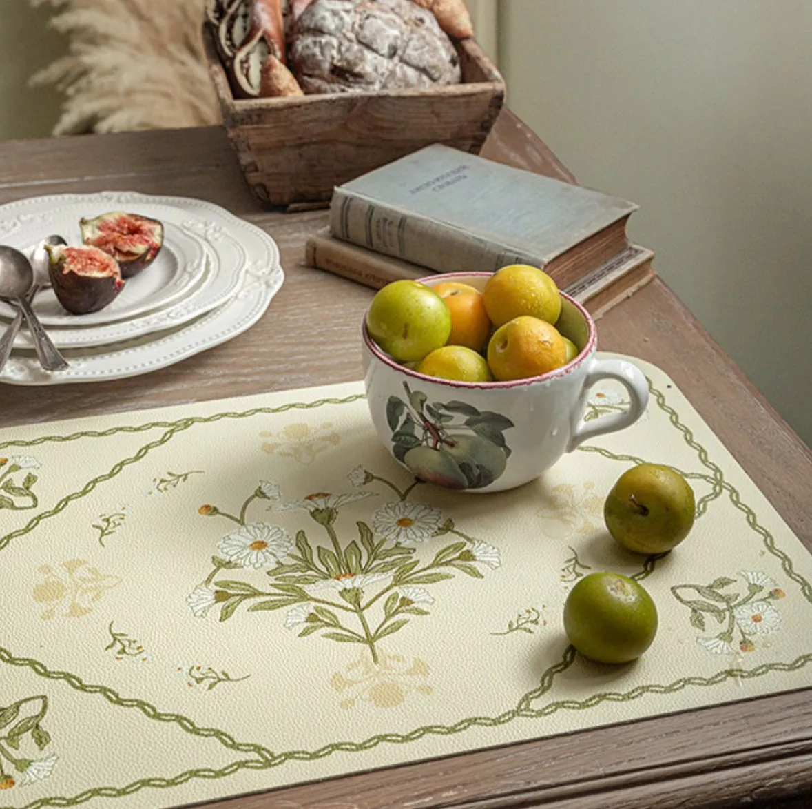 Exquisite Daisy Patterned Placemat (Set Of 2)