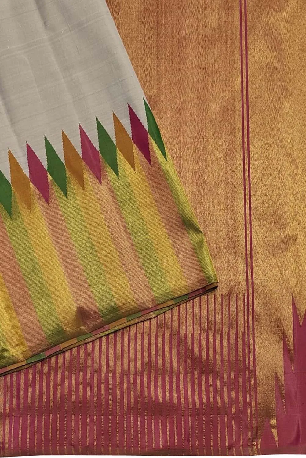 Exquisite Grey Kanjeevaram Pure Silk Saree Handloom