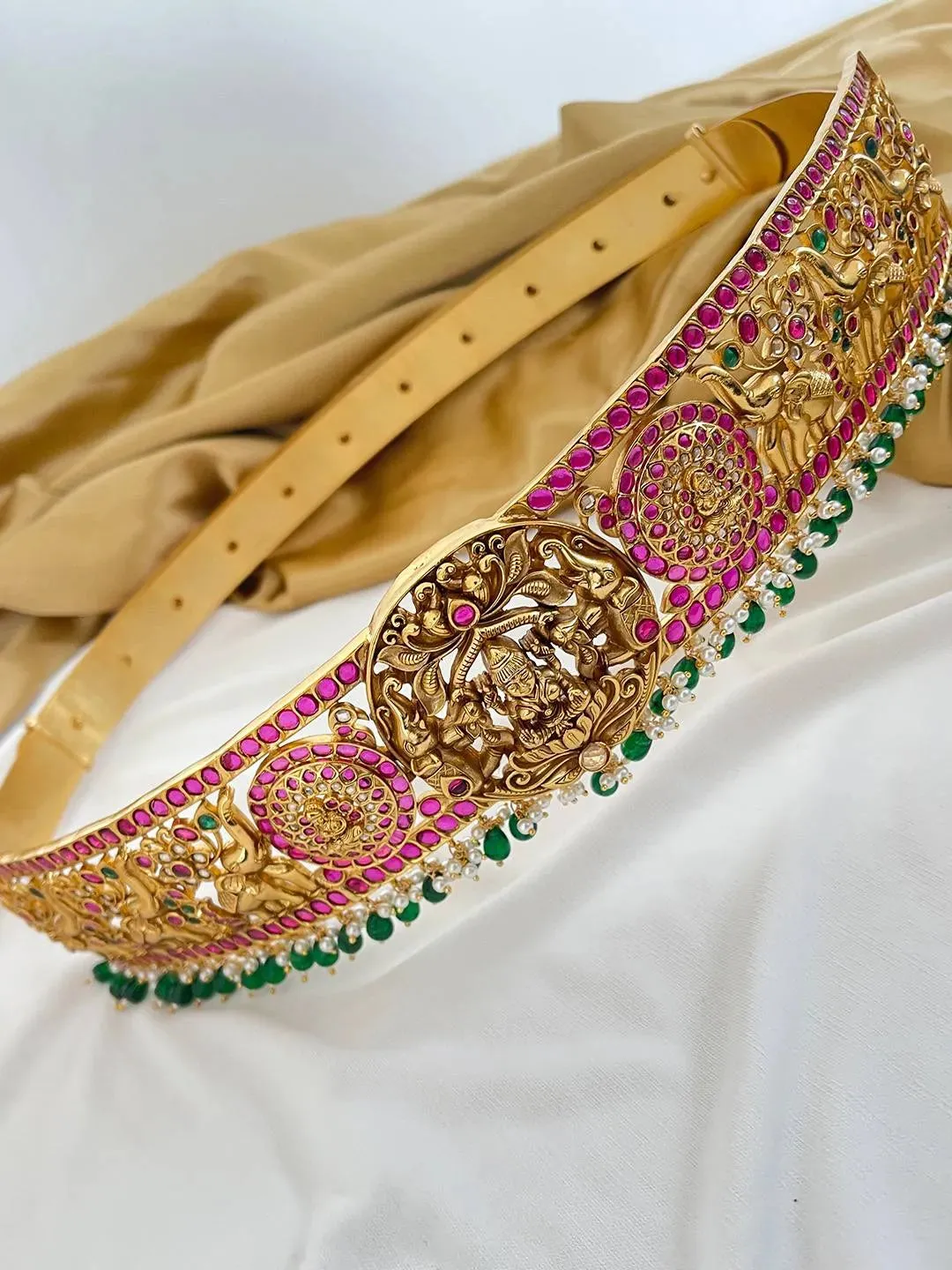 Exquisite Kundan And Kemp Hip Belt