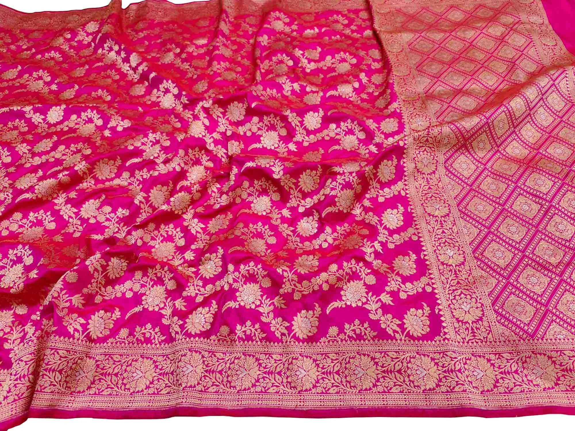 Exquisite Pink Handloom Banarasi Pure Katan Silk Saree