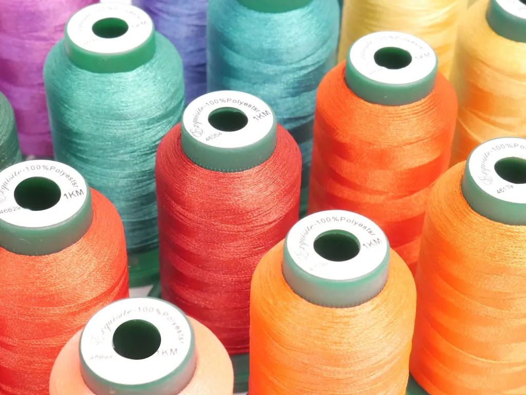 Exquisite® Polyester 24 Color Thread Kits