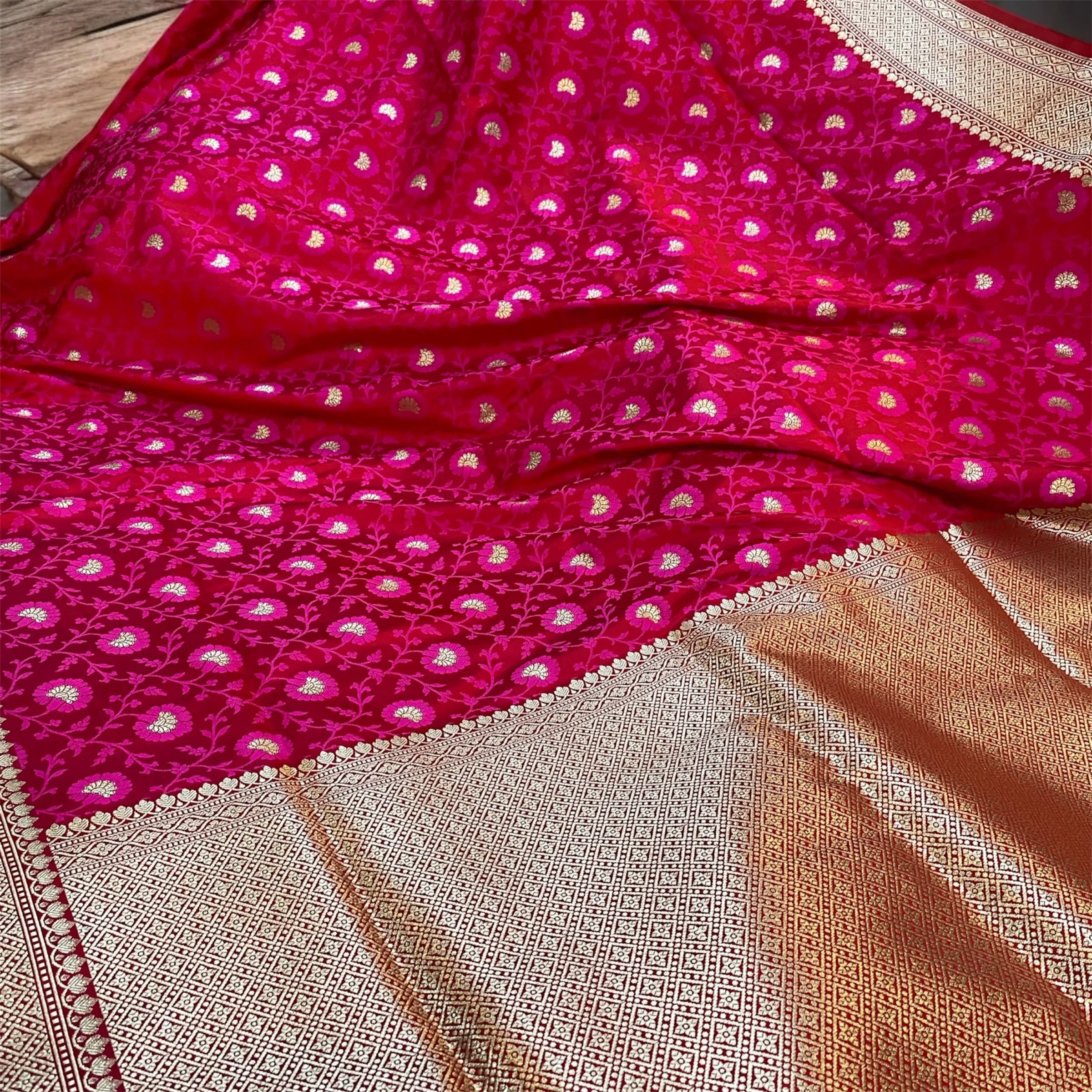 Exquisite Raani Pink Pure Katan Silk Banarasi Saree