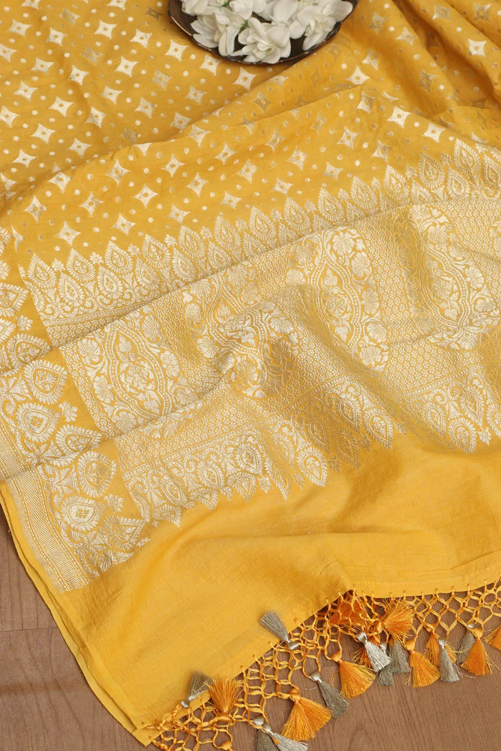 Exquisite Yellow Banarasi Handloom Pure Moonga Silk Dupatta