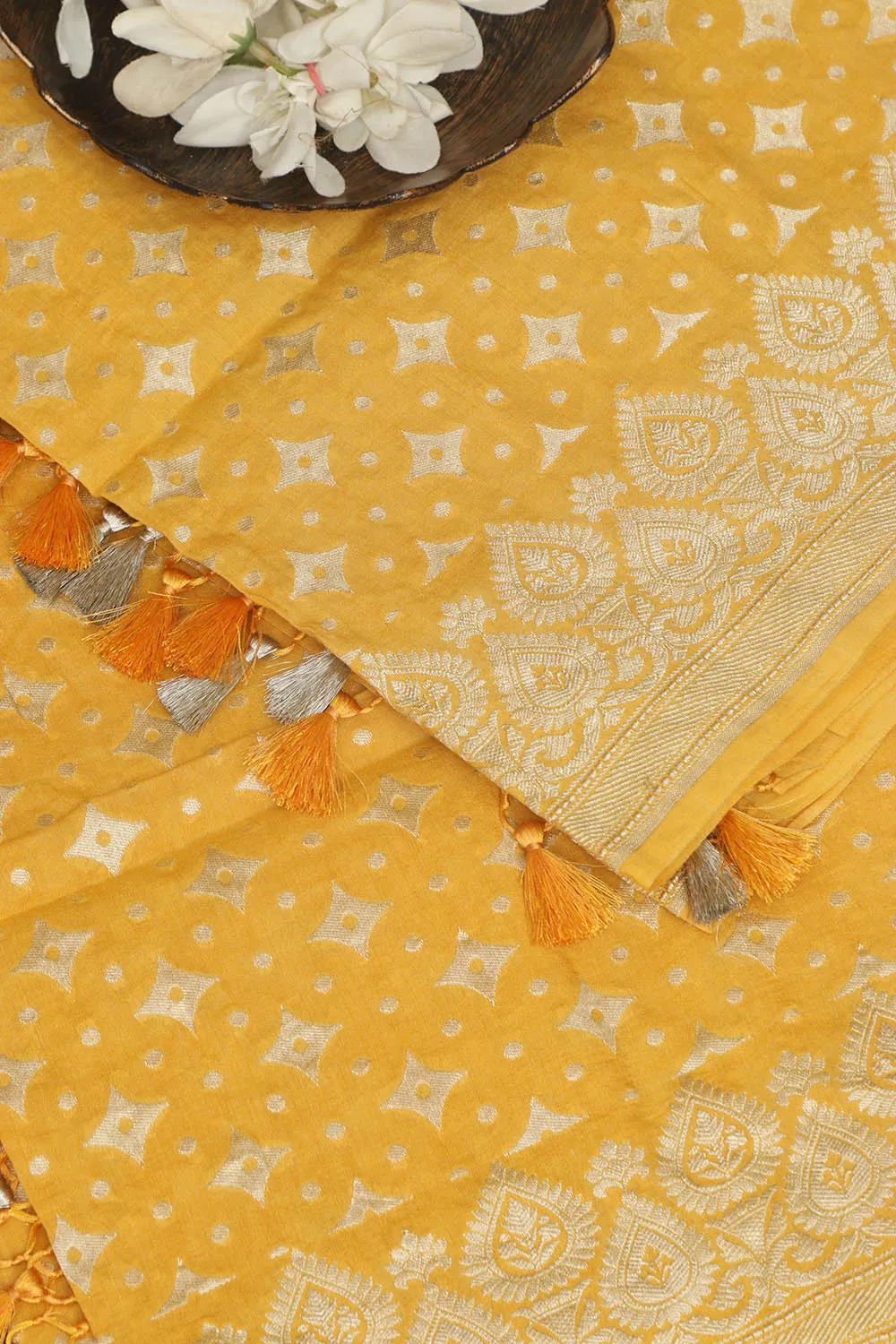 Exquisite Yellow Banarasi Handloom Pure Moonga Silk Dupatta