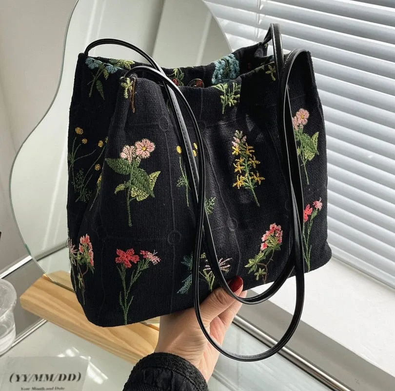 Floral Embroidered Handbag