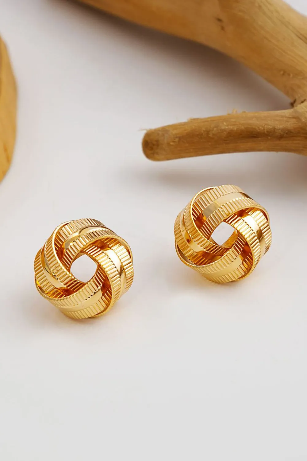 Gold Minimalism Knot Earrings