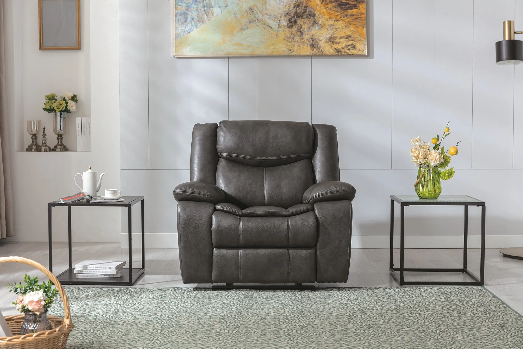 Holcroft Recliner