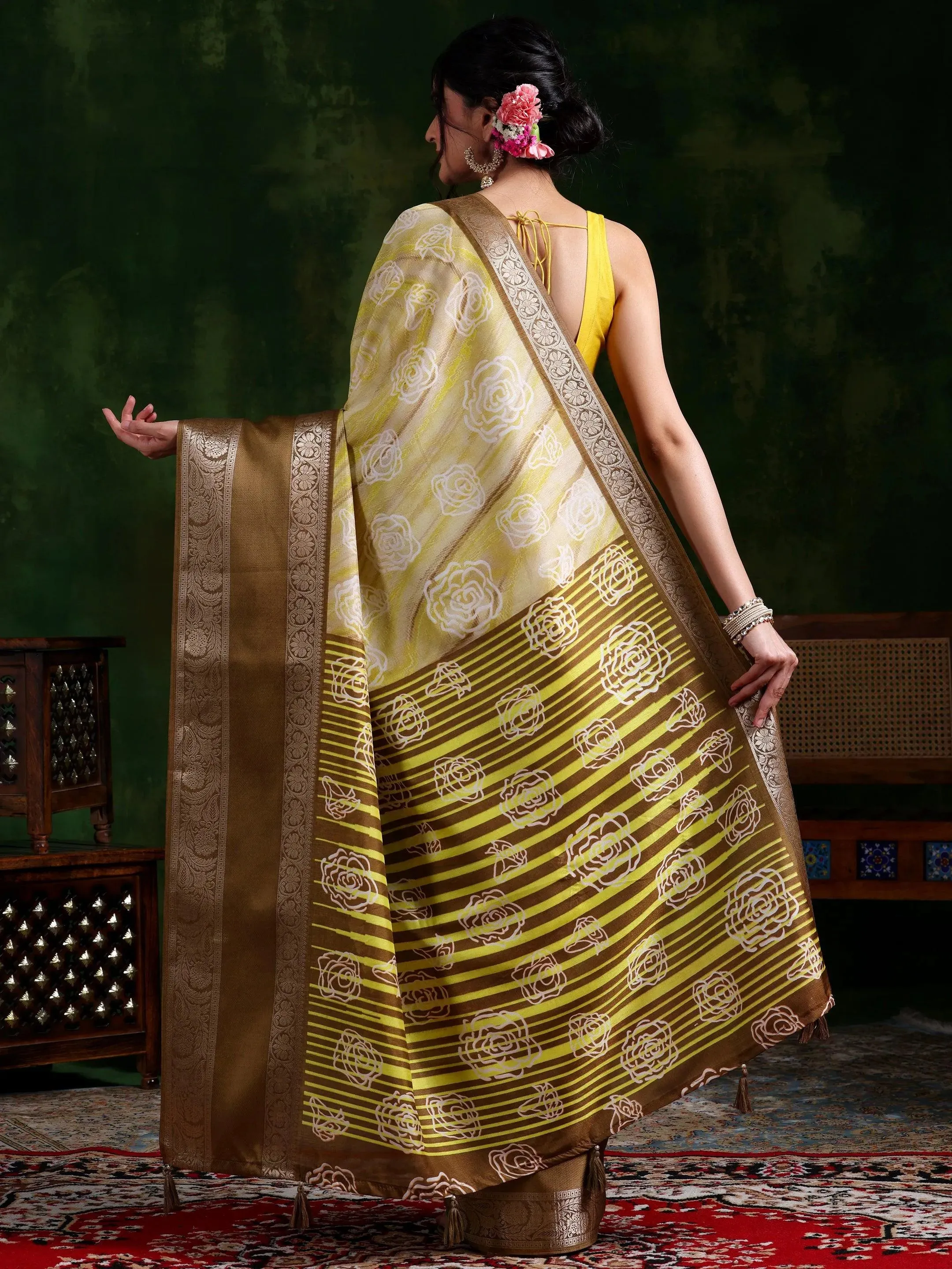 Khaki Brown Printed Silk Blend Saree With Unstitched Blouse Piece