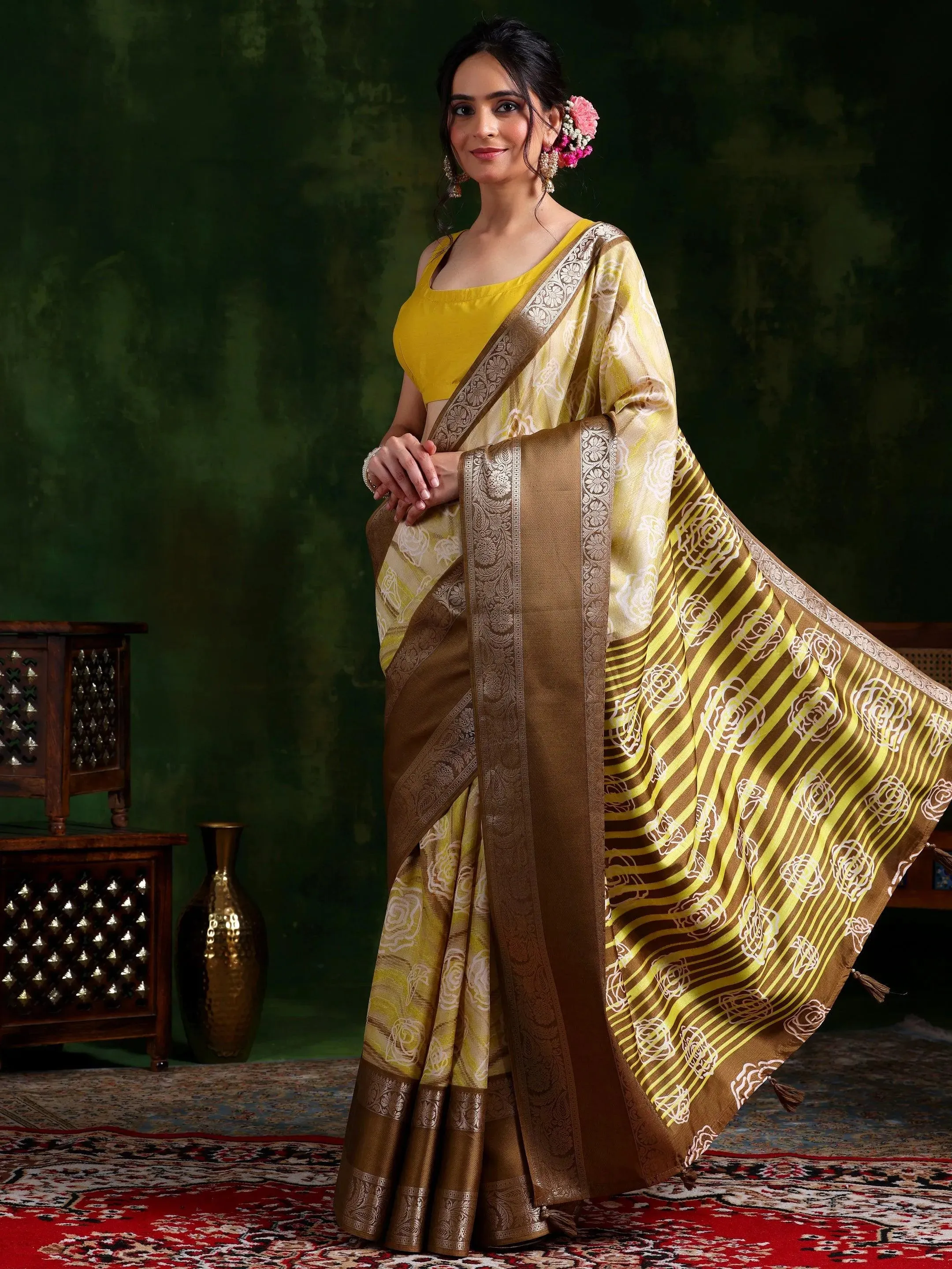 Khaki Brown Printed Silk Blend Saree With Unstitched Blouse Piece