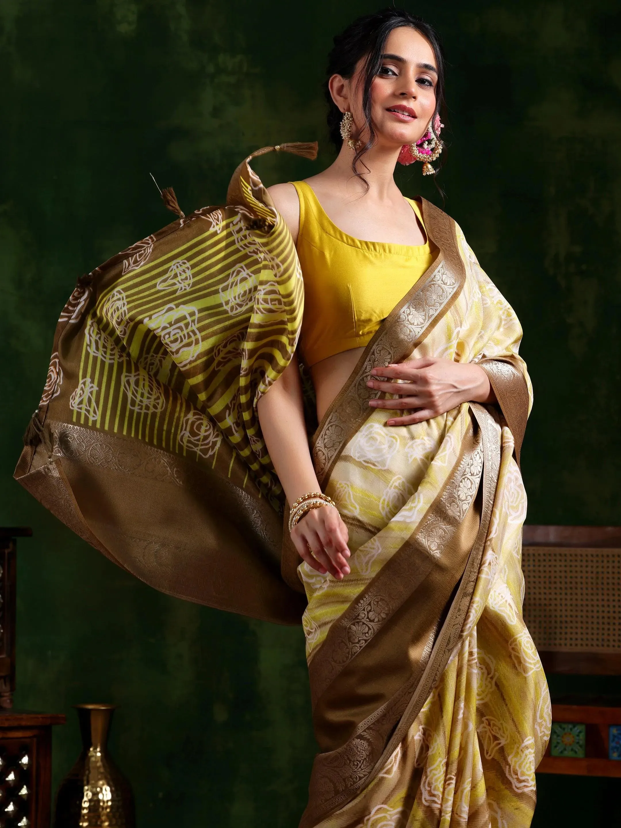 Khaki Brown Printed Silk Blend Saree With Unstitched Blouse Piece