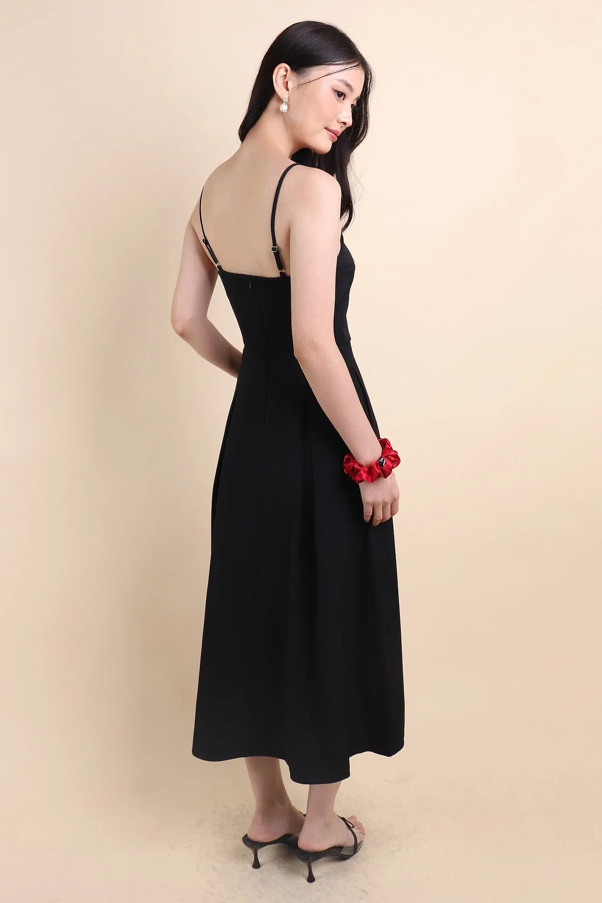 LAURELL EXQUISITE PEARL MAXI DRESS IN BLACK