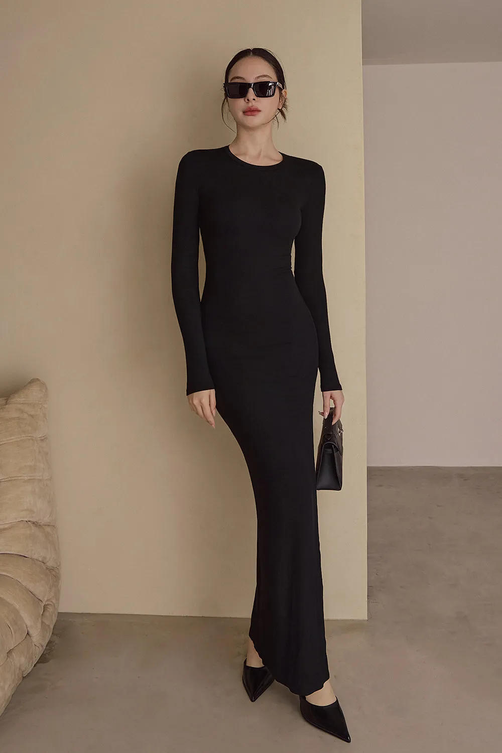 一見鍾情羅紋長袖側開岔襯墊長洋裝<br>Elegant Rib Knit Long Sleeve Side Slit Maxi Bra Dress