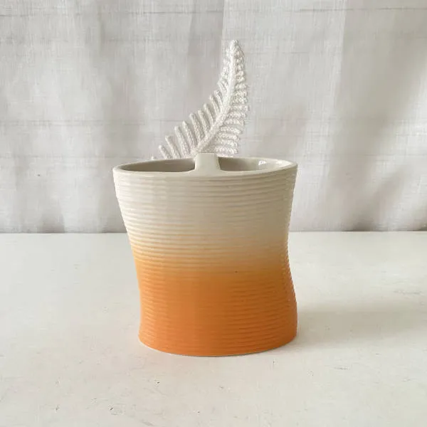 Peach/Orange And White Gradient Bathroom Accessory Set