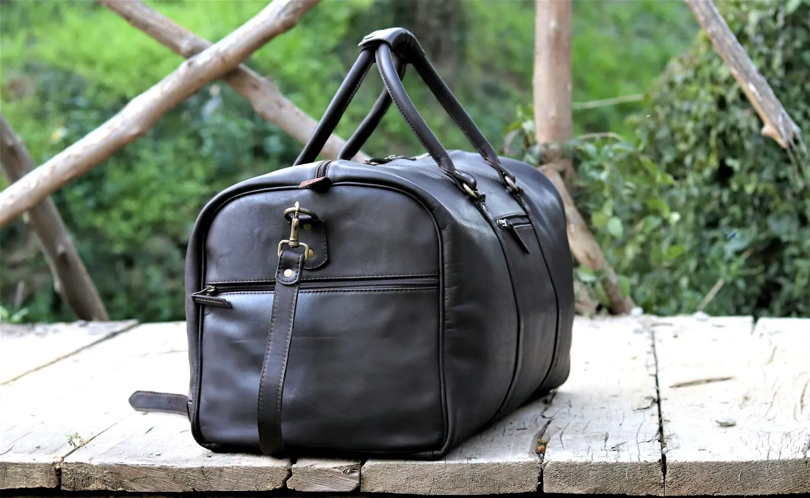 Traveler Leather Duffel bag - Dark Brown